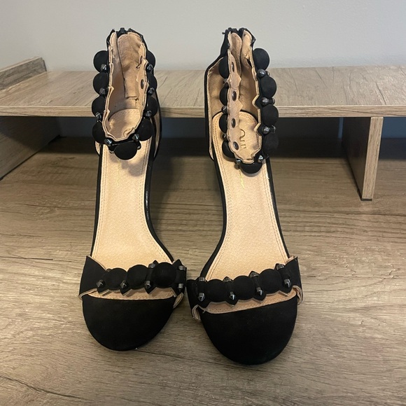 Olivia Ferguson Black Microsuede Stiletto Heels - Picture 3 of 8